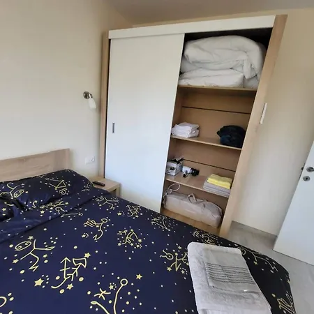 Comfy & Quiet 2 Bed Flat Great Location Parking Appartamento